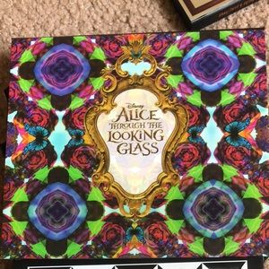Urban decay Alice through the looking glass